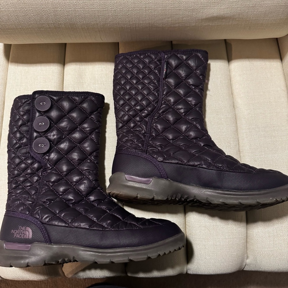 The North Face purple winter‎ boots size 7